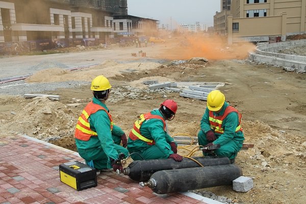 ��Ӯ���ʡ�(�й���)���޹�˾����