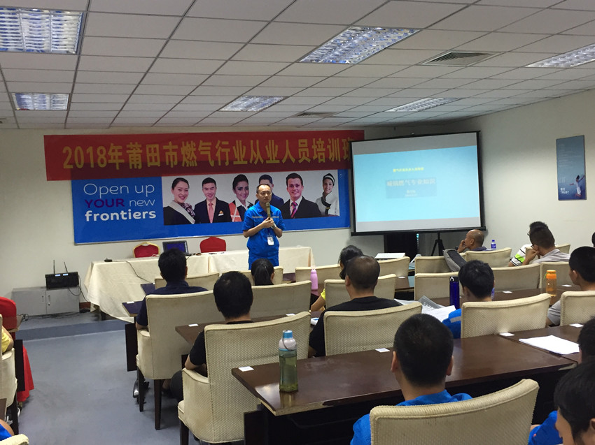 2133134878_¸±±¾.jpg 2133134878_¸±±¾.jpg