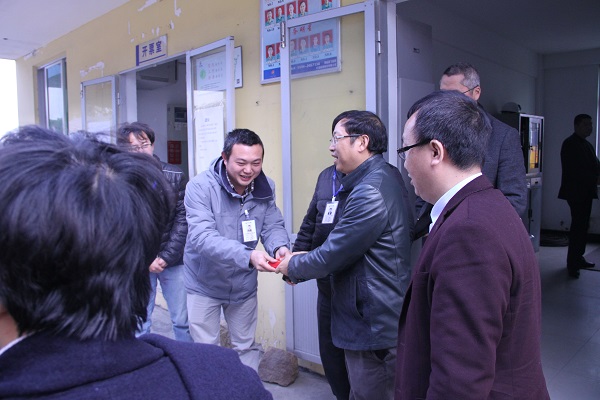 ��Ӯ���ʡ�(�й���)���޹�˾����