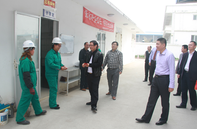 �����ֶ��³�2013���´�ο��һ��Ա��